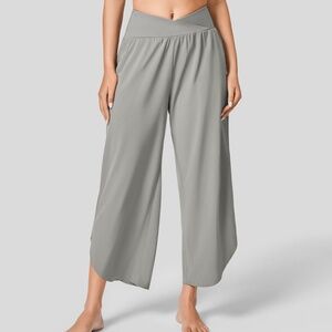 Breezy high waisted pants with elastic waistband